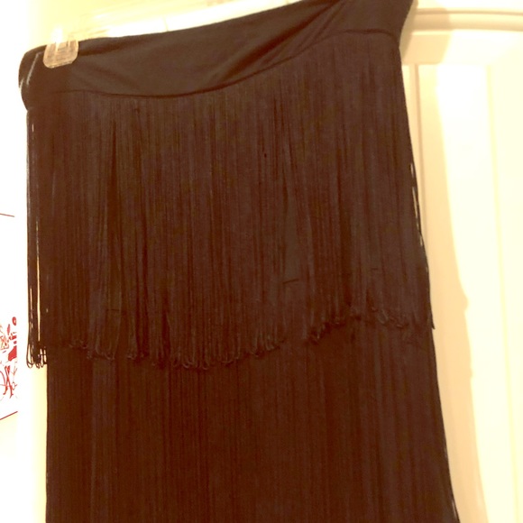 Black double layer fringe skirt and top for FREE - Picture 1 of 6